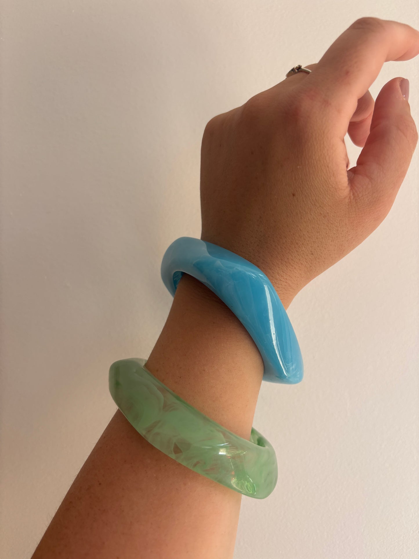 Resin bangle (Green)