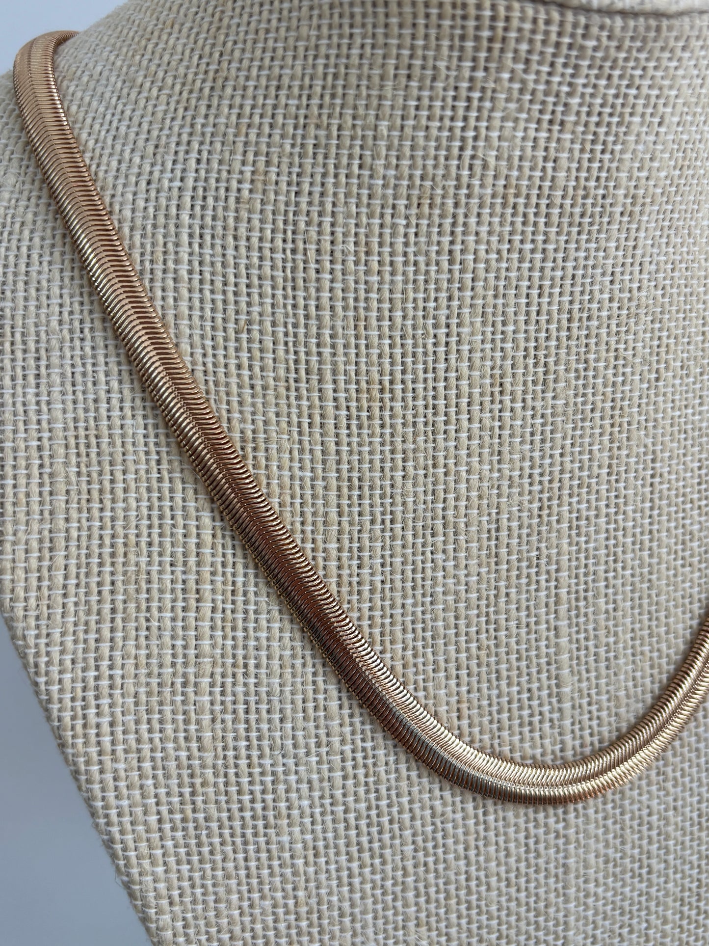 Snake chain necklace (Rose Gold)