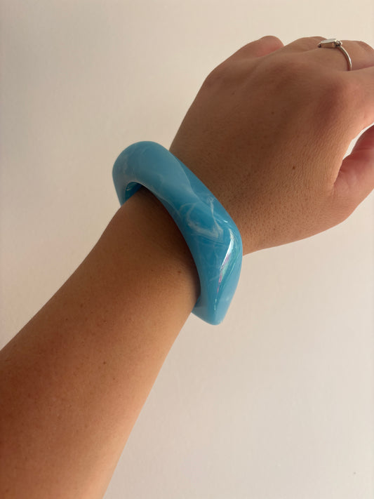 Resin bangle (Aqua Blue)