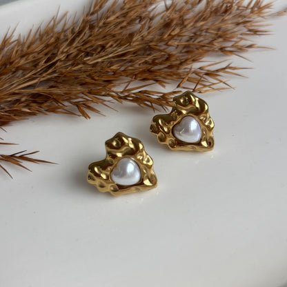 Pearl Hearts (Gold & Silver)