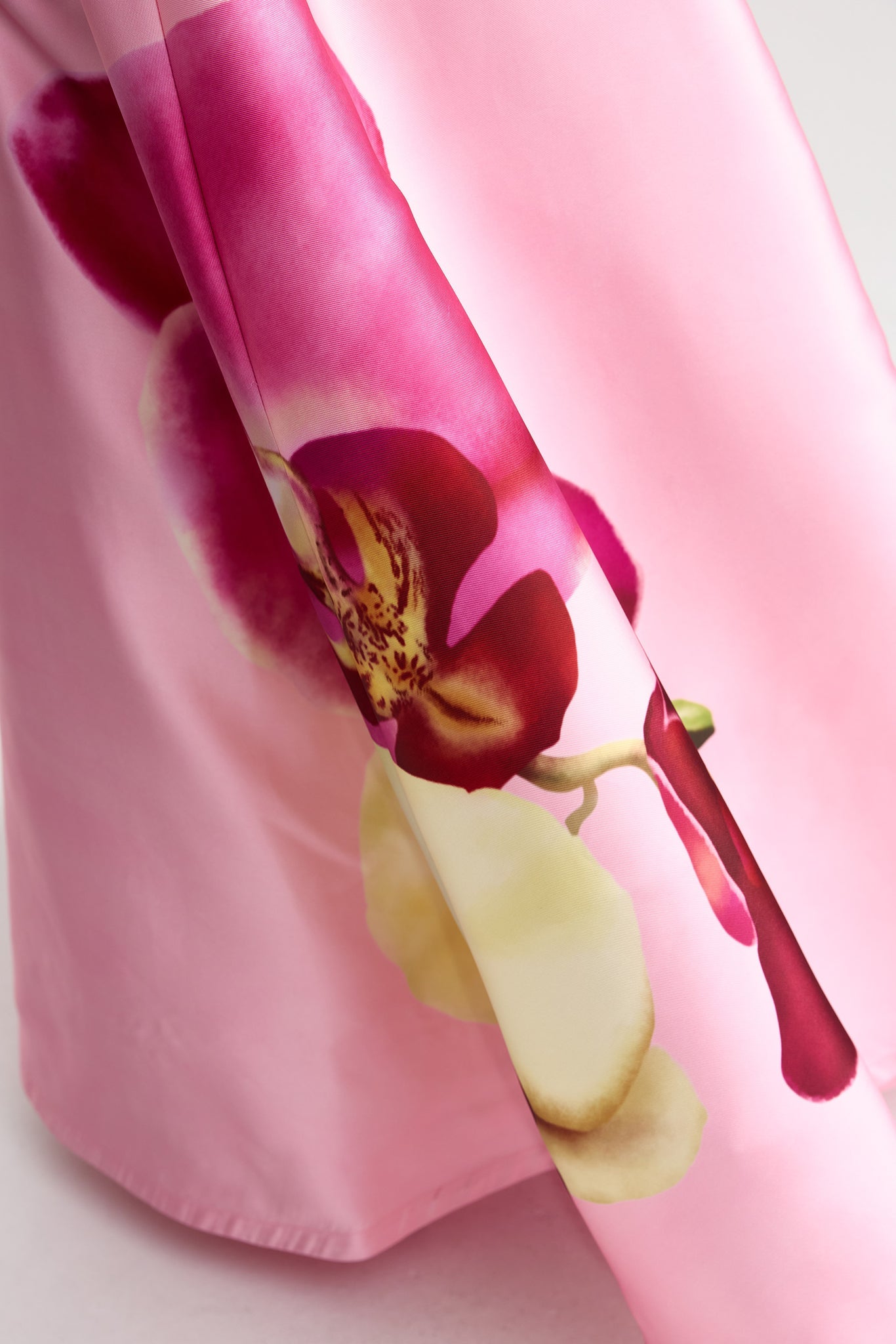 Aston Studios Audrey Dress in Icing Phalae